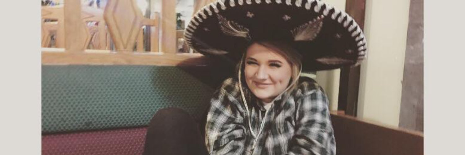 chloeeeaugusta's profile banner image