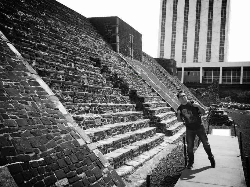 Aarón Estrada banner