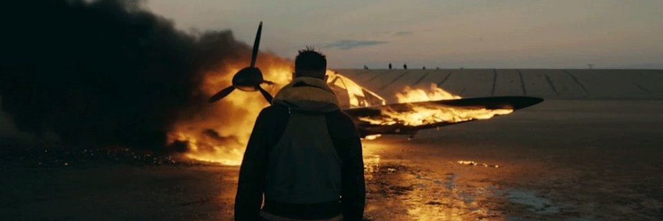 ENTRAN HITLER, STALIN Y SHIRRA AL BAR banner