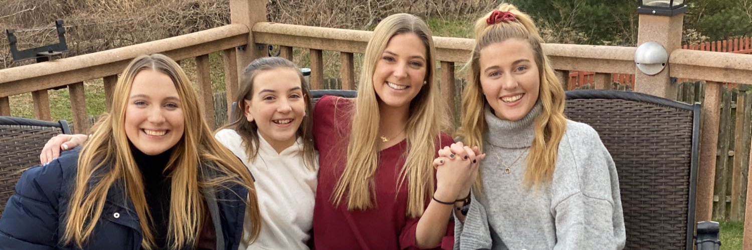 casslorenz's profile banner image