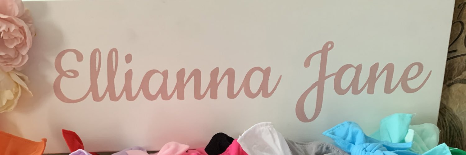 mariahkellly's profile banner image
