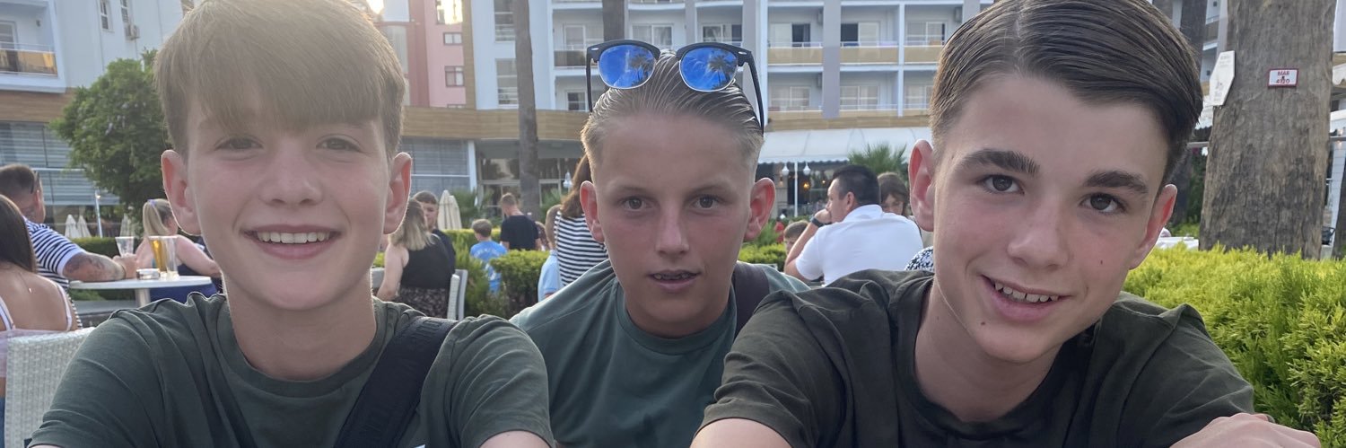 emsw1's profile banner image