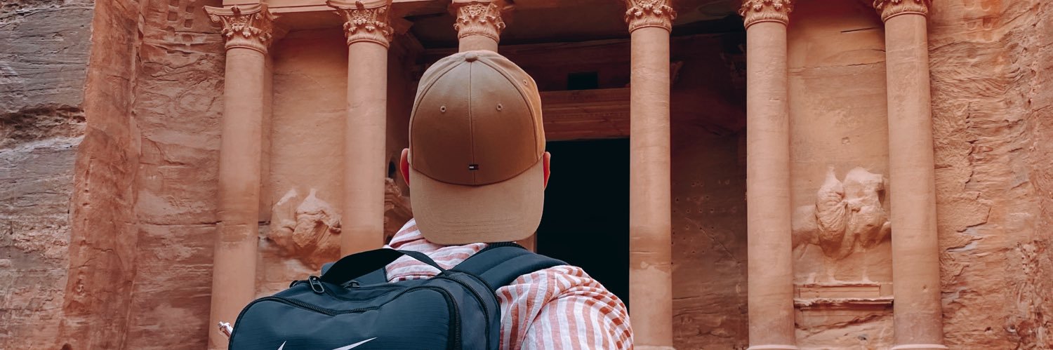 Fi2ONA_'s profile banner image