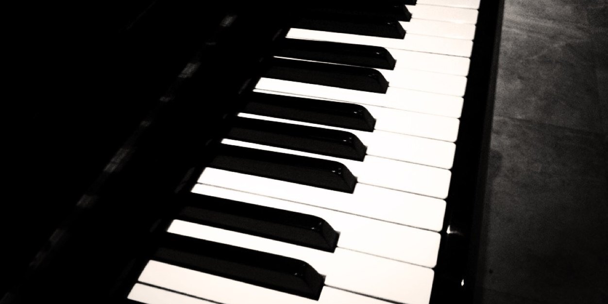 Carmi_net's profile banner image