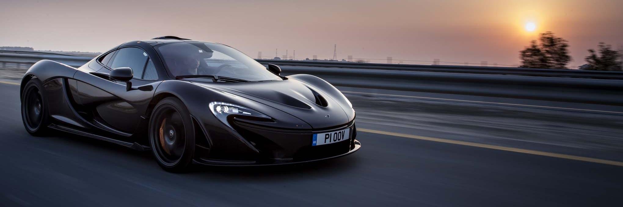 LIVECARMODEL.COM banner