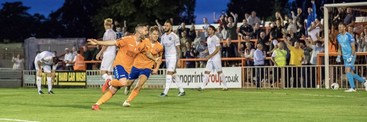 Tom Richardson banner