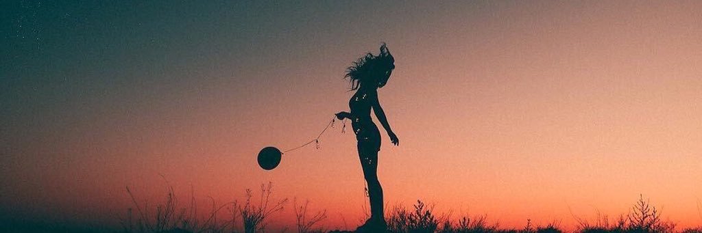 dollywinthrum's profile banner image