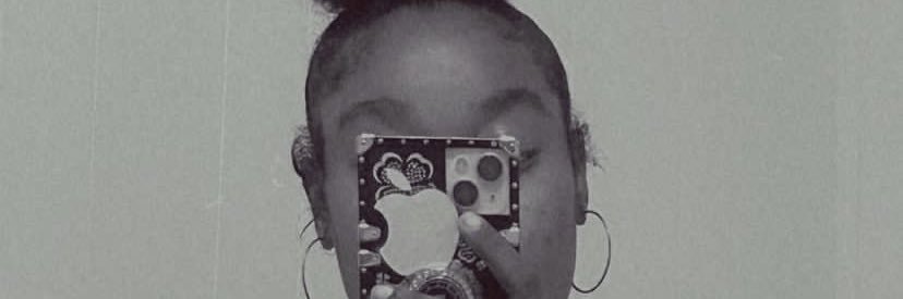 smarcella's profile banner image