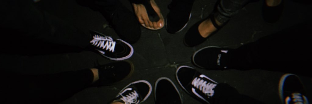 ienrazak's profile banner image