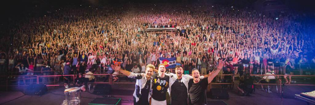 WALKTHEMOONfans's profile banner image