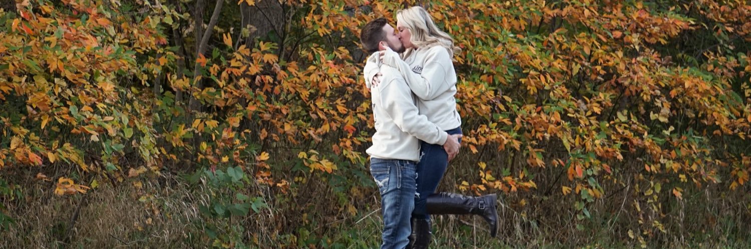 byellie2's profile banner image
