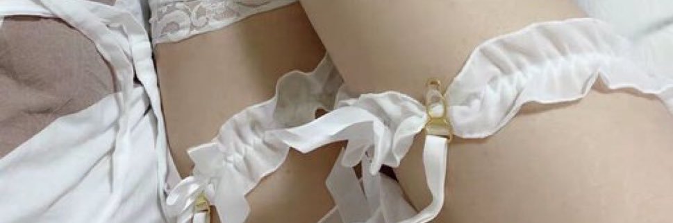leonelaamparo's profile banner image