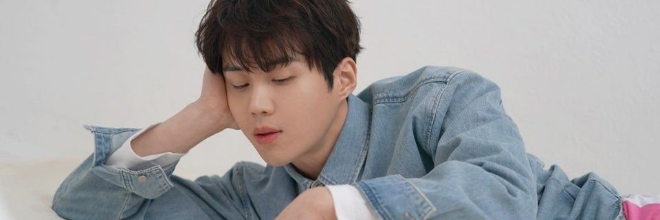 ang_dancingchem's profile banner image