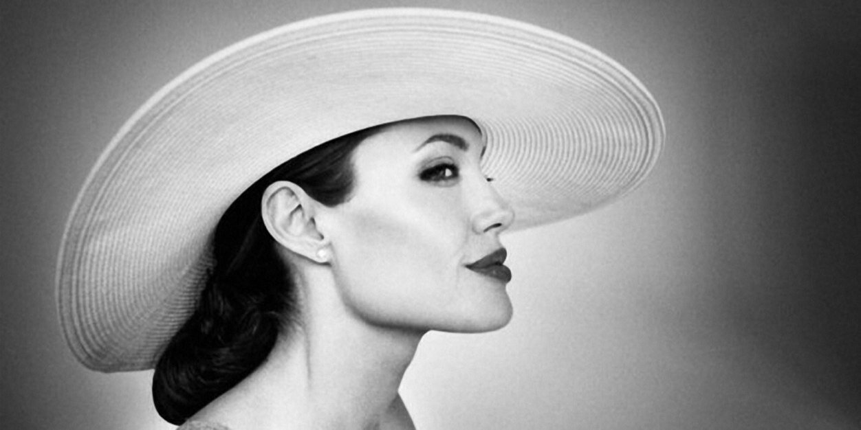 larassardi's profile banner image