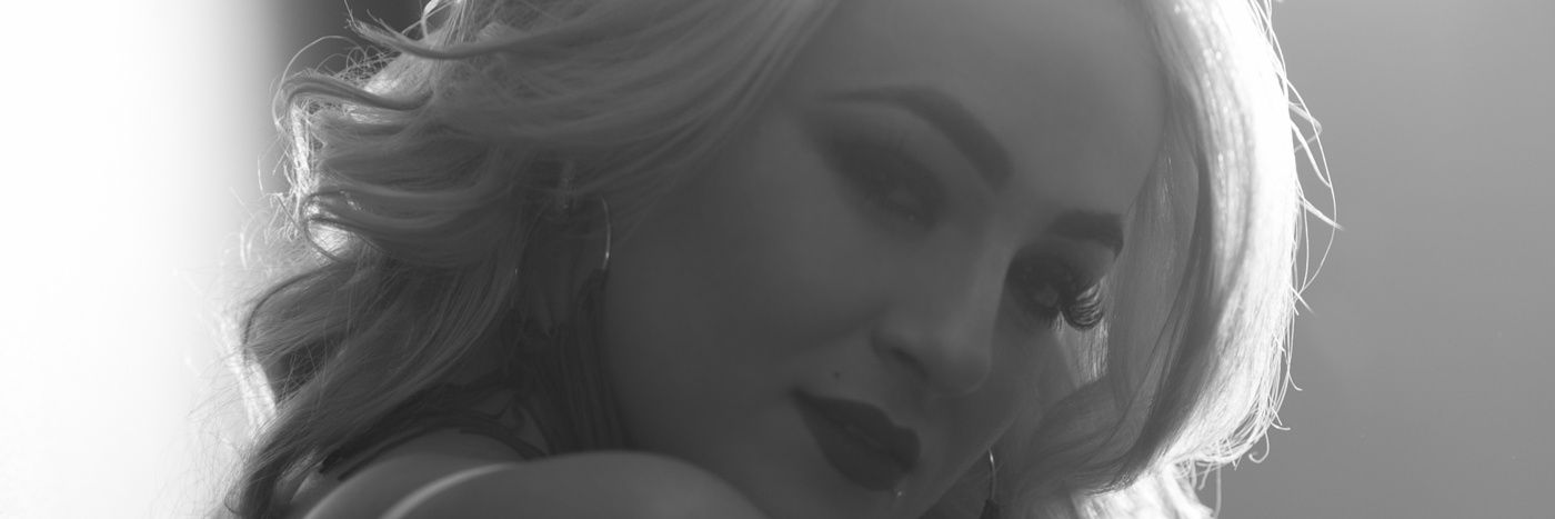 lindafernande11's profile banner image