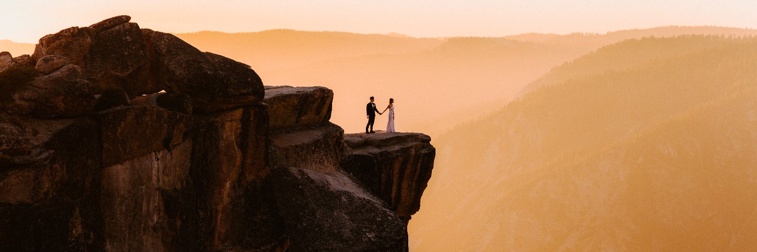 thehendrys's profile banner image