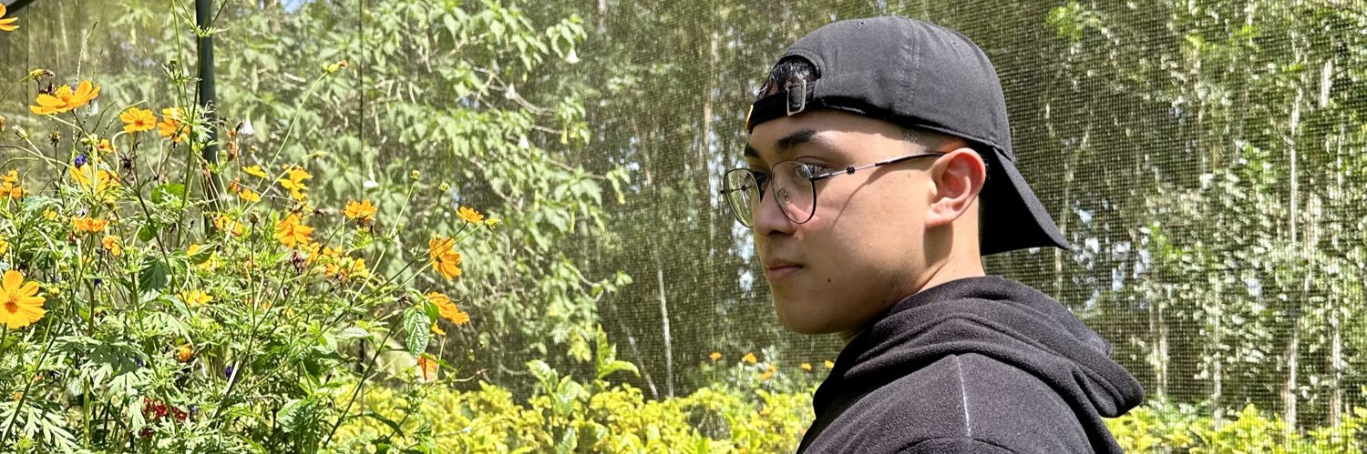 ienaqt's profile banner image
