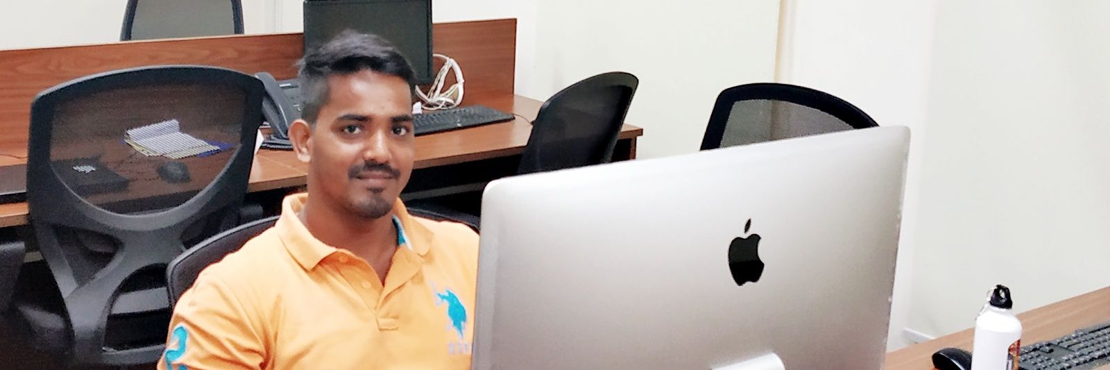 dipti1993's profile banner image