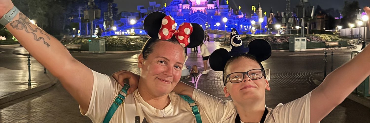 Amy_C90's profile banner image