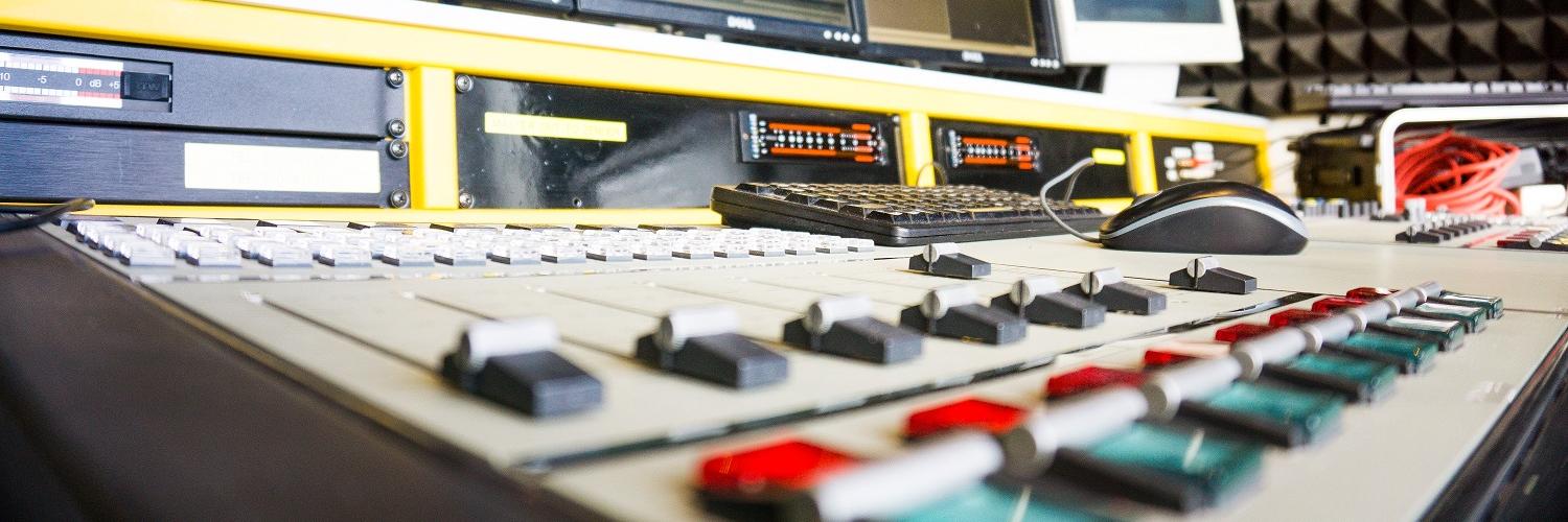 radio_mol's profile banner image