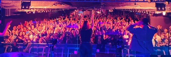 RealEchobelly Profile Banner