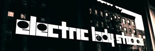mistrae_'s profile banner image