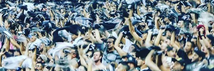 isolafaria's profile banner image