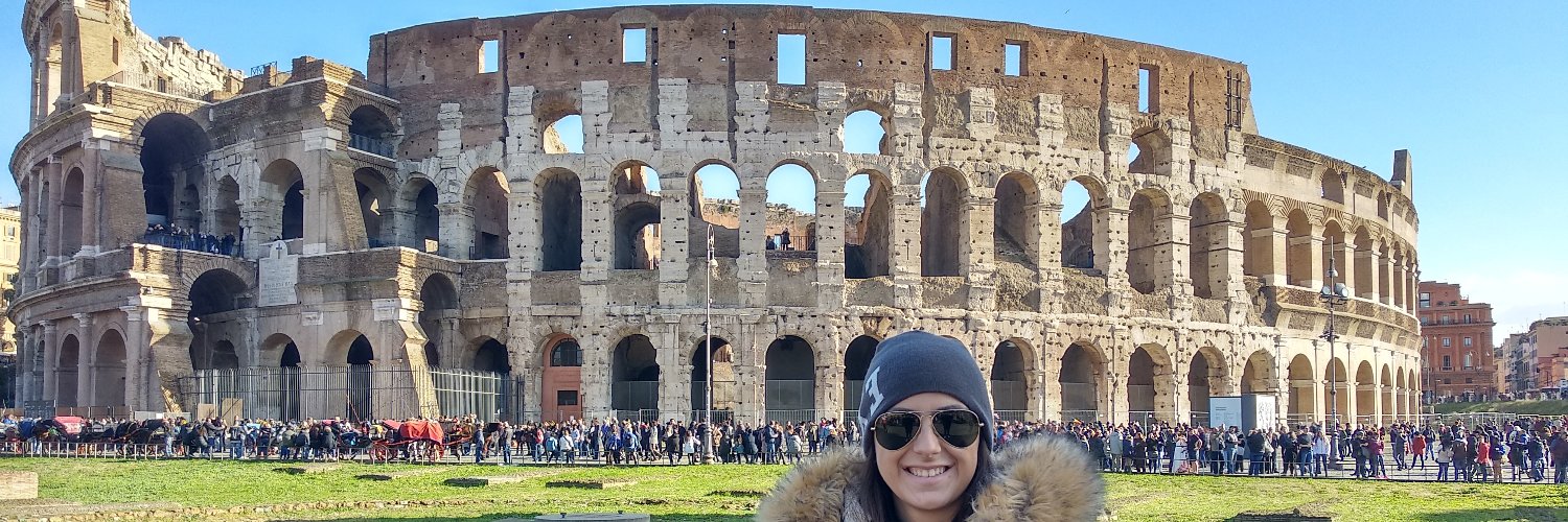 ClaudiaSolano97's profile banner image