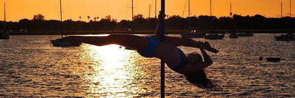 AvivaFitFlip Profile Banner