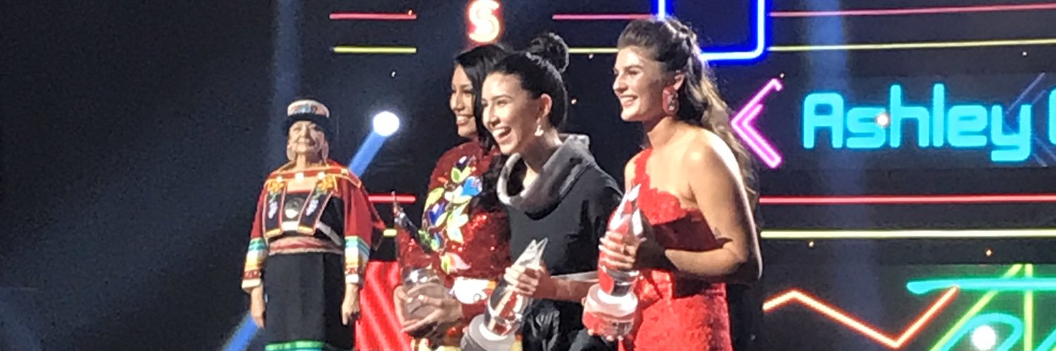 tracieleost's profile banner image