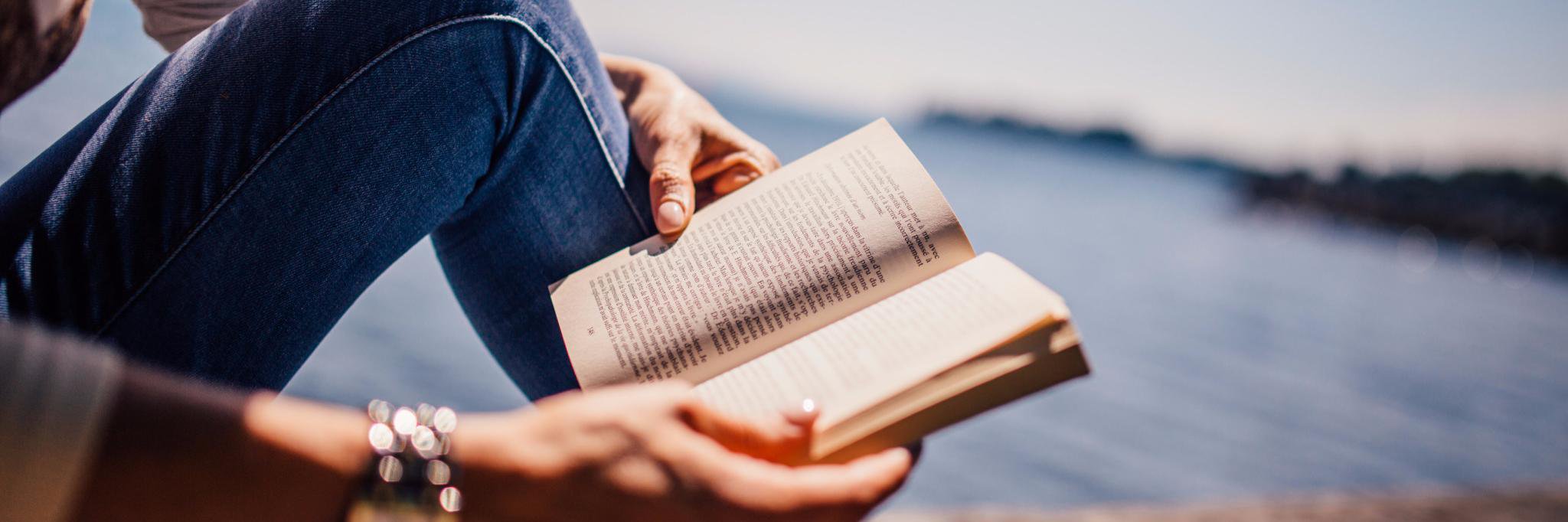 LibraryExt's profile banner image
