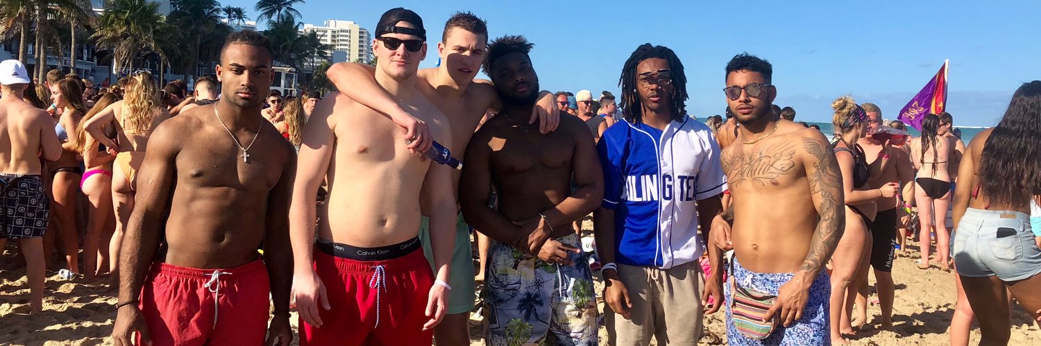 DavisCall25's profile banner image