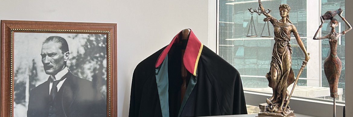 hypalucard's profile banner image