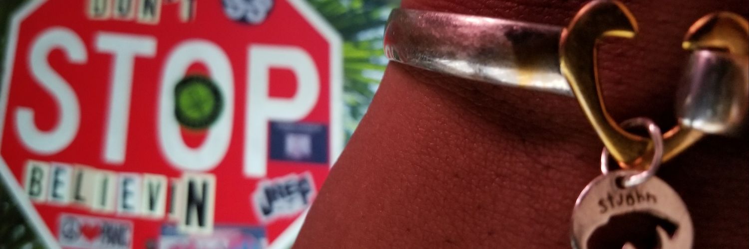 2flybutterfly's profile banner image
