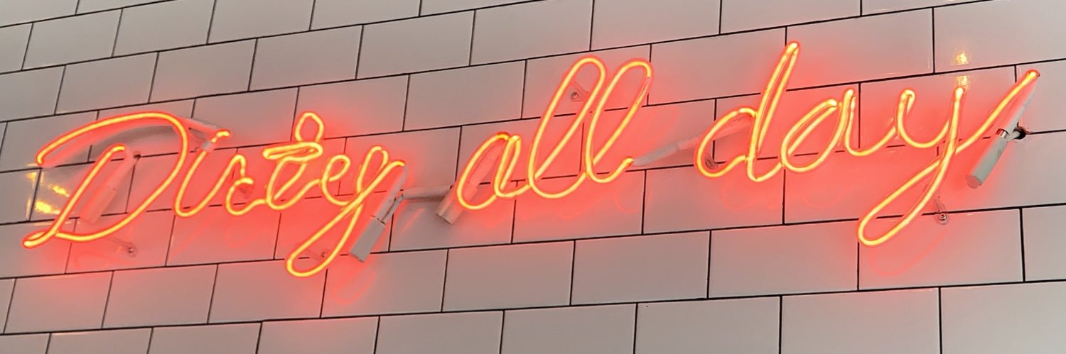 ElisaConst's profile banner image