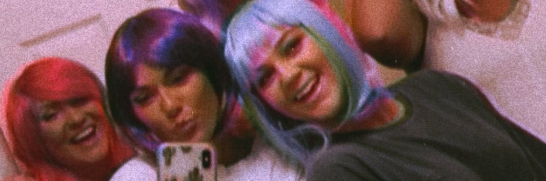 TraylorMadeline's profile banner image