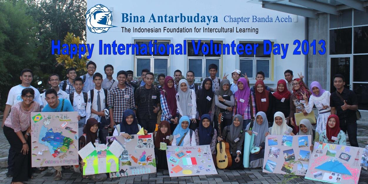 binabudach's profile banner image