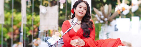 iAmNehaKakkar Profile Banner