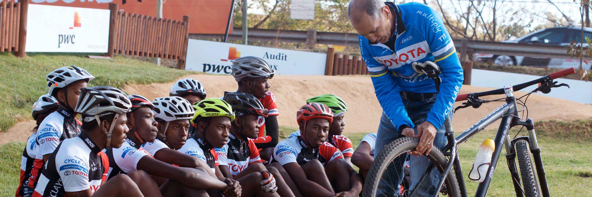 Toyota/CycleLab Club banner