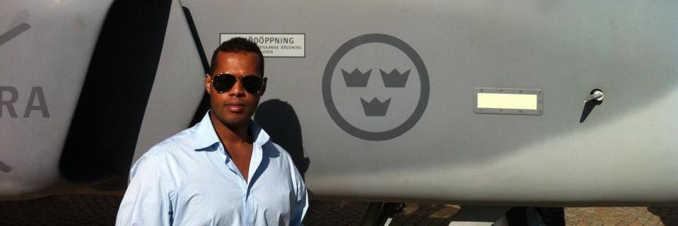 MoeMras's profile banner image