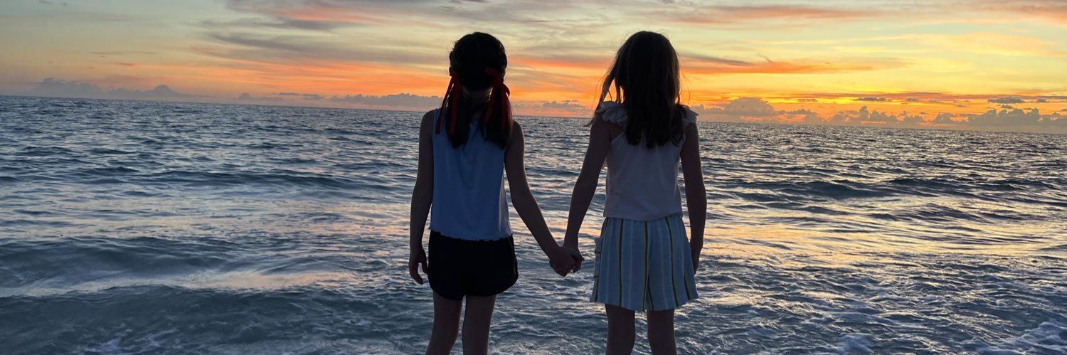 SweetLee32's profile banner image