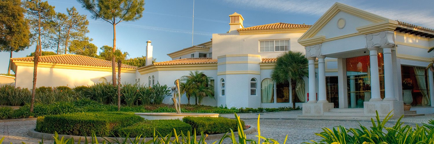 Pinheiros Altos Golf banner