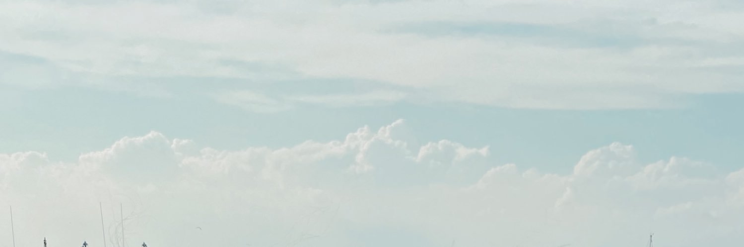 Hannah_Beth13's profile banner image