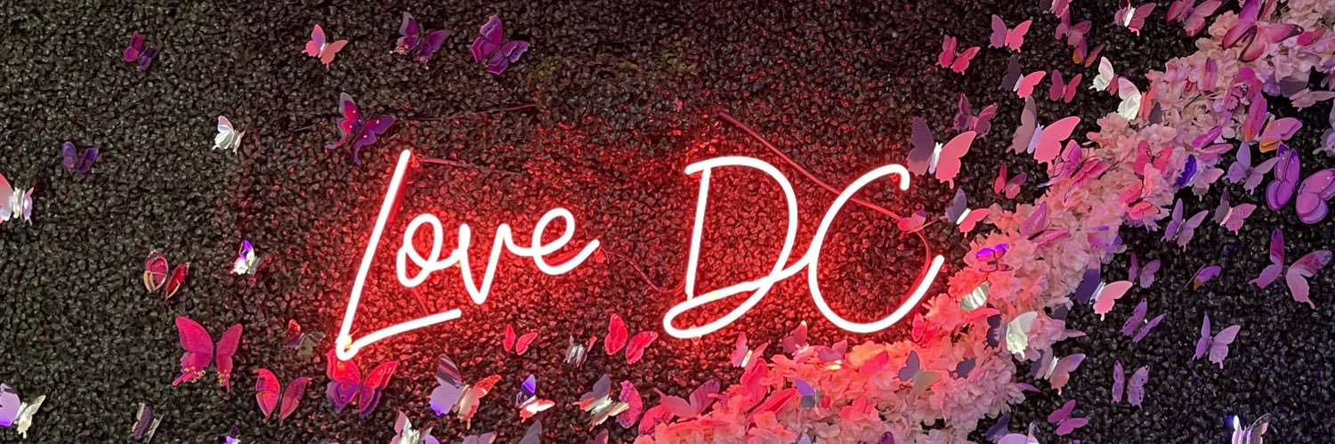 NiveaNotes's profile banner image