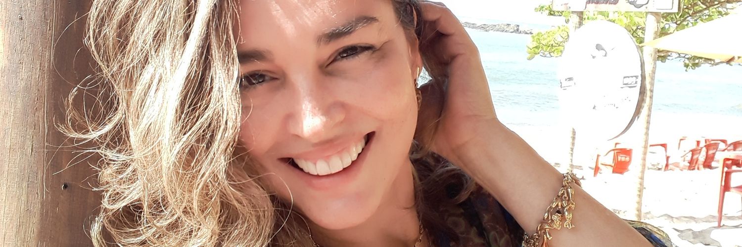 suzyrego's profile banner image