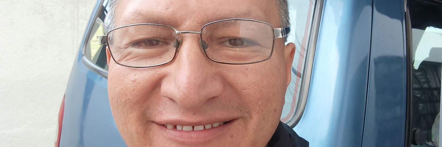 manolive35's profile banner image
