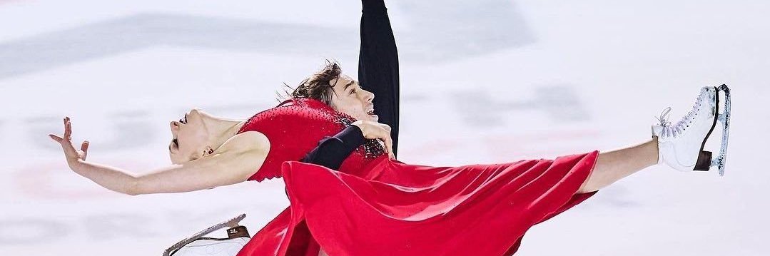 valrolii's profile banner image