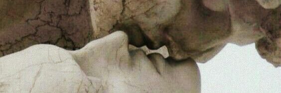 Laura_Calvera's profile banner image