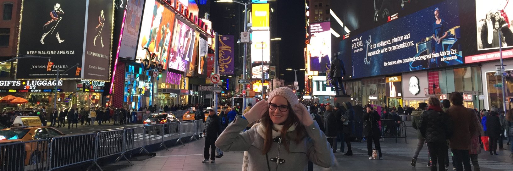 isabelgc_94's profile banner image