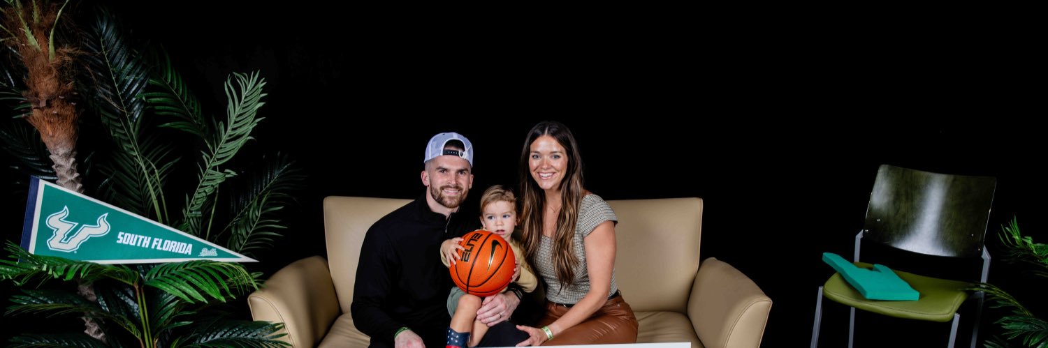 Chris Elliott banner